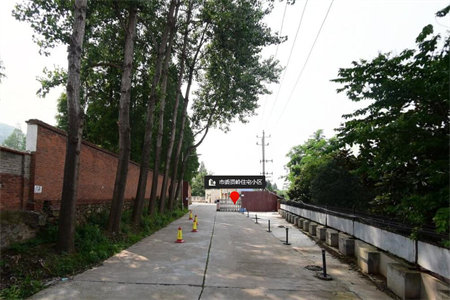 出售泰安常家庄社区3室2厅2卫123平简单装修